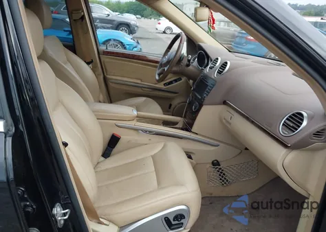 2009 Mercedes-Benz Gl 550 4Matic from USA, damaged, VIN 4JGBF86E89A446621